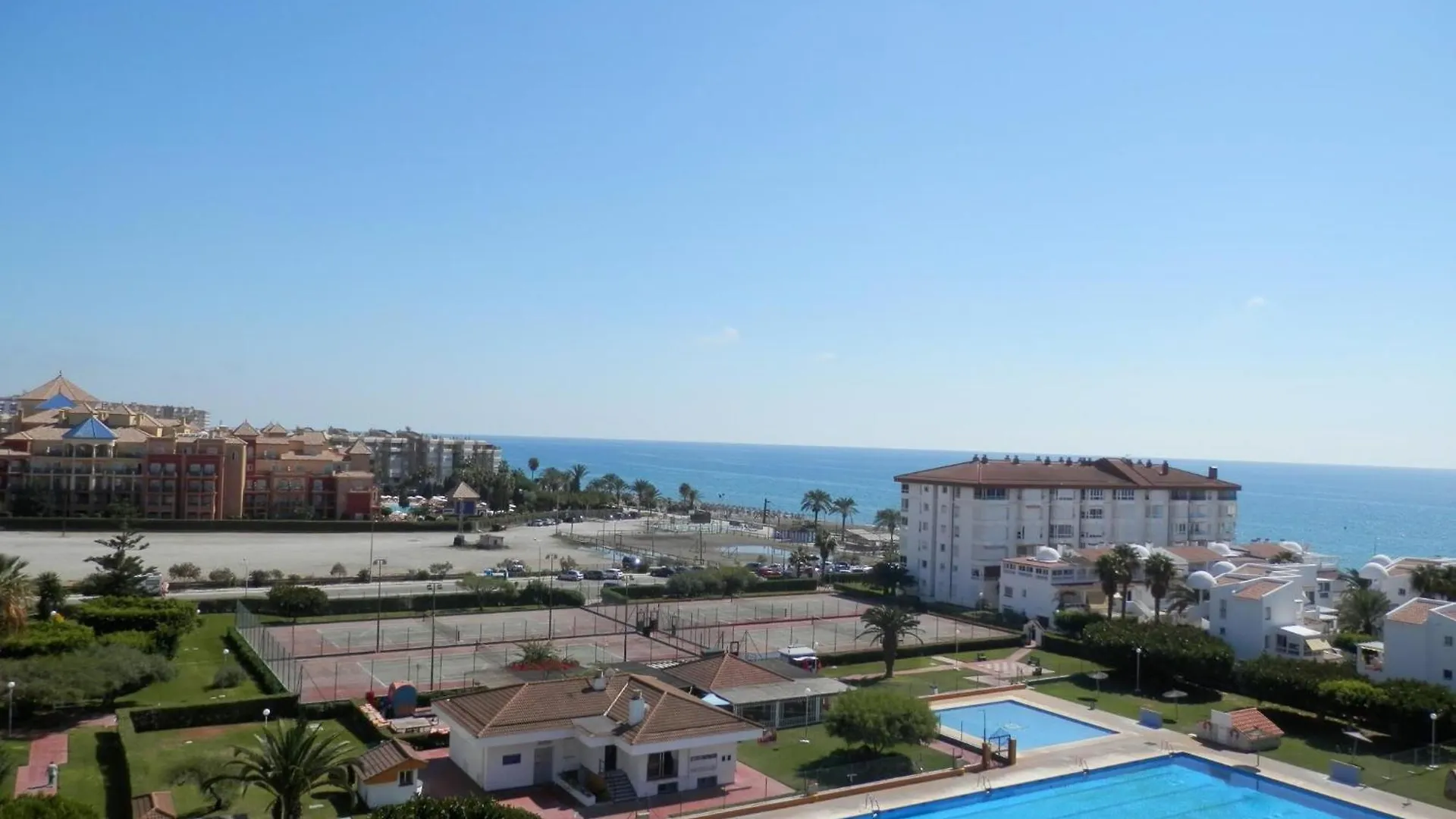 Laguna 13 1.4 Torrox Spain